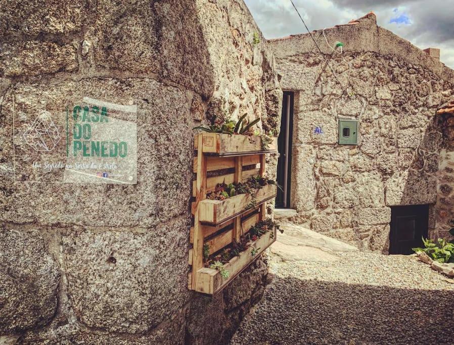 Casa Do Penedo - Um Segredo Na Serra Da Estrela Quintas de Baixo ภายนอก รูปภาพ